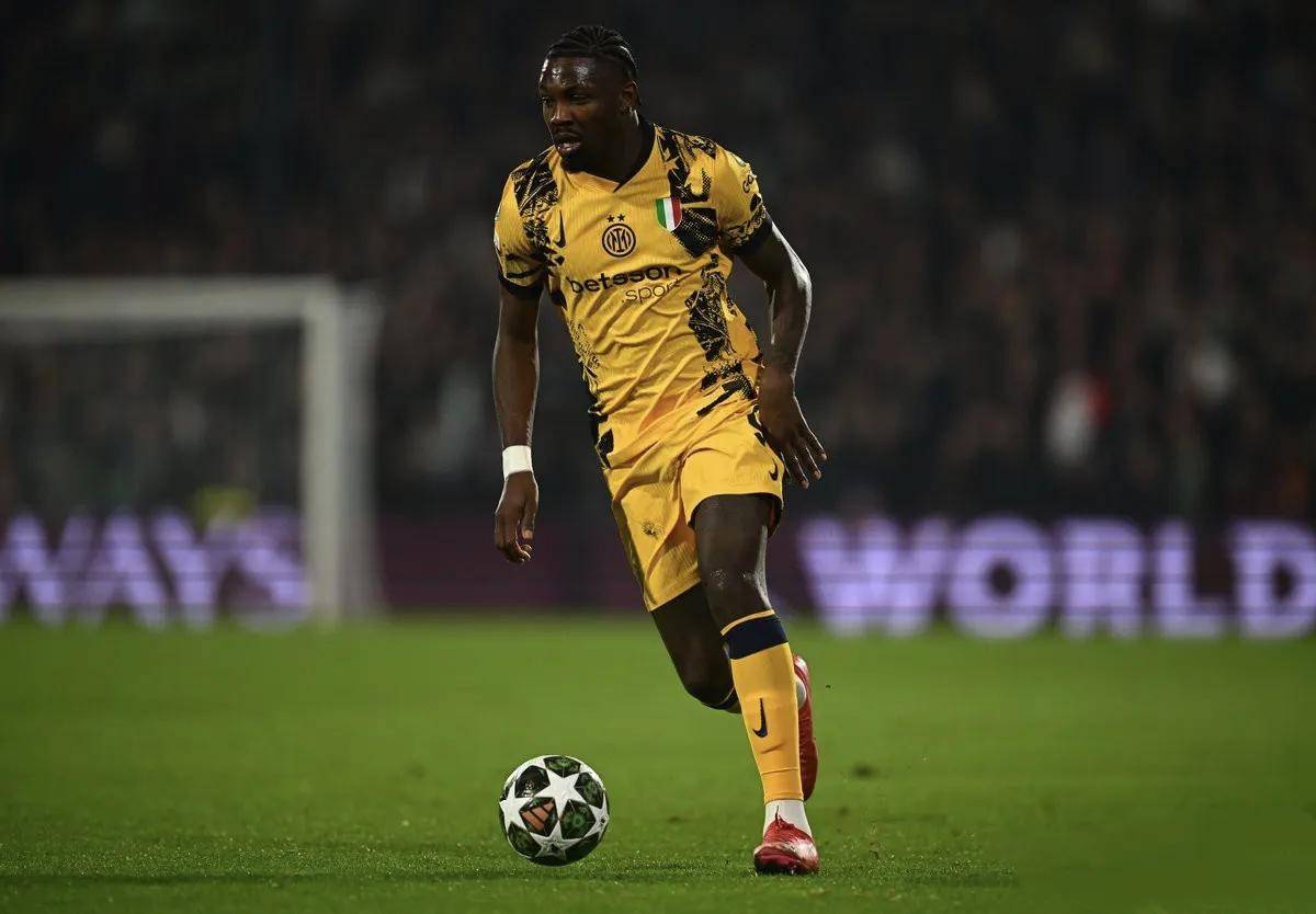 意甲劲旅大胜荷甲豪门苏瑞罗特，逆袭晋级的简单介绍