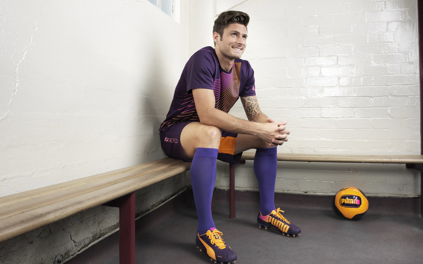 巴特勒重要时刻爆冷，加拿大队带队取胜！全场沸腾不已